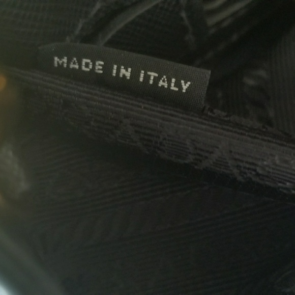 🚫SOLD🚫Prada Saffiano Lux Small Tote - Picture 2 of 6